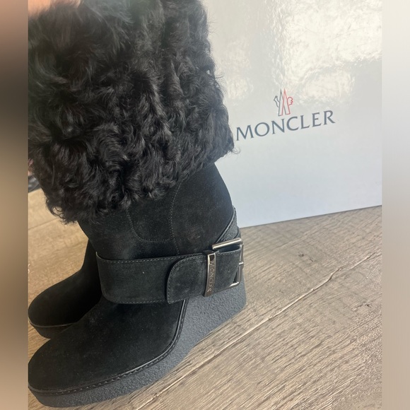 Moncler heeled further boots with buckle - Picture 2 of 3